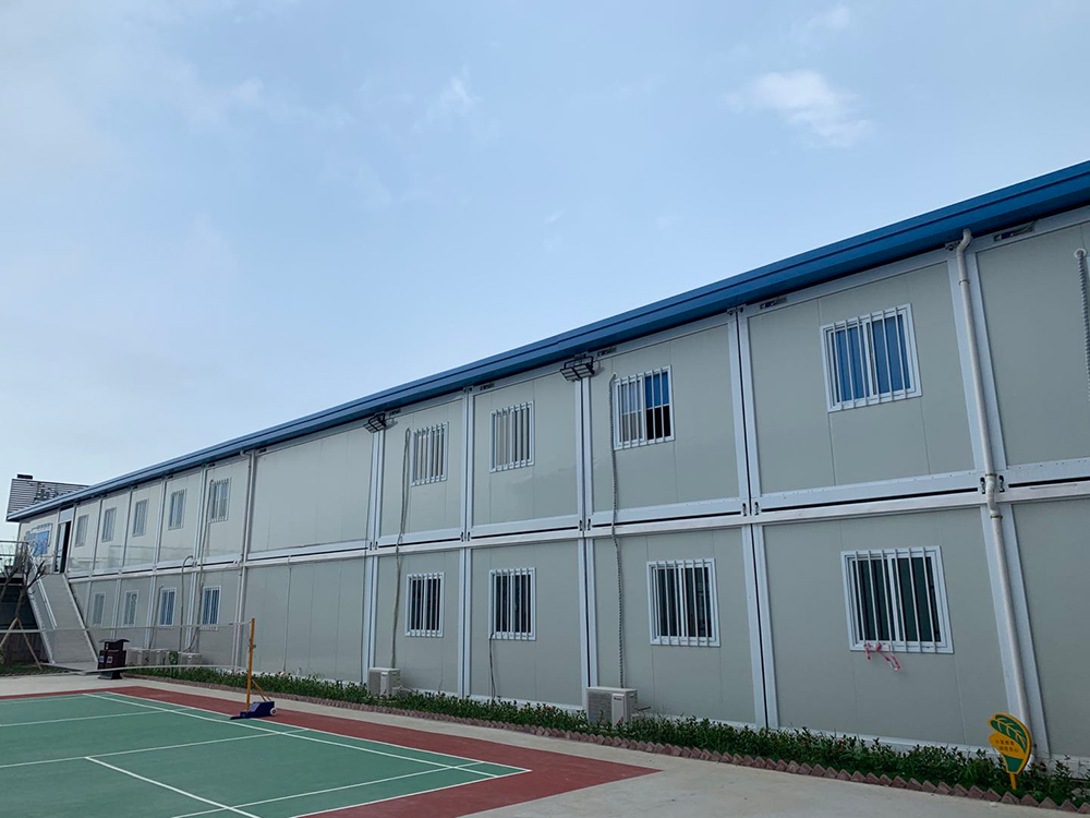 525b12db8f9d4d90a5fa4165344b8d4