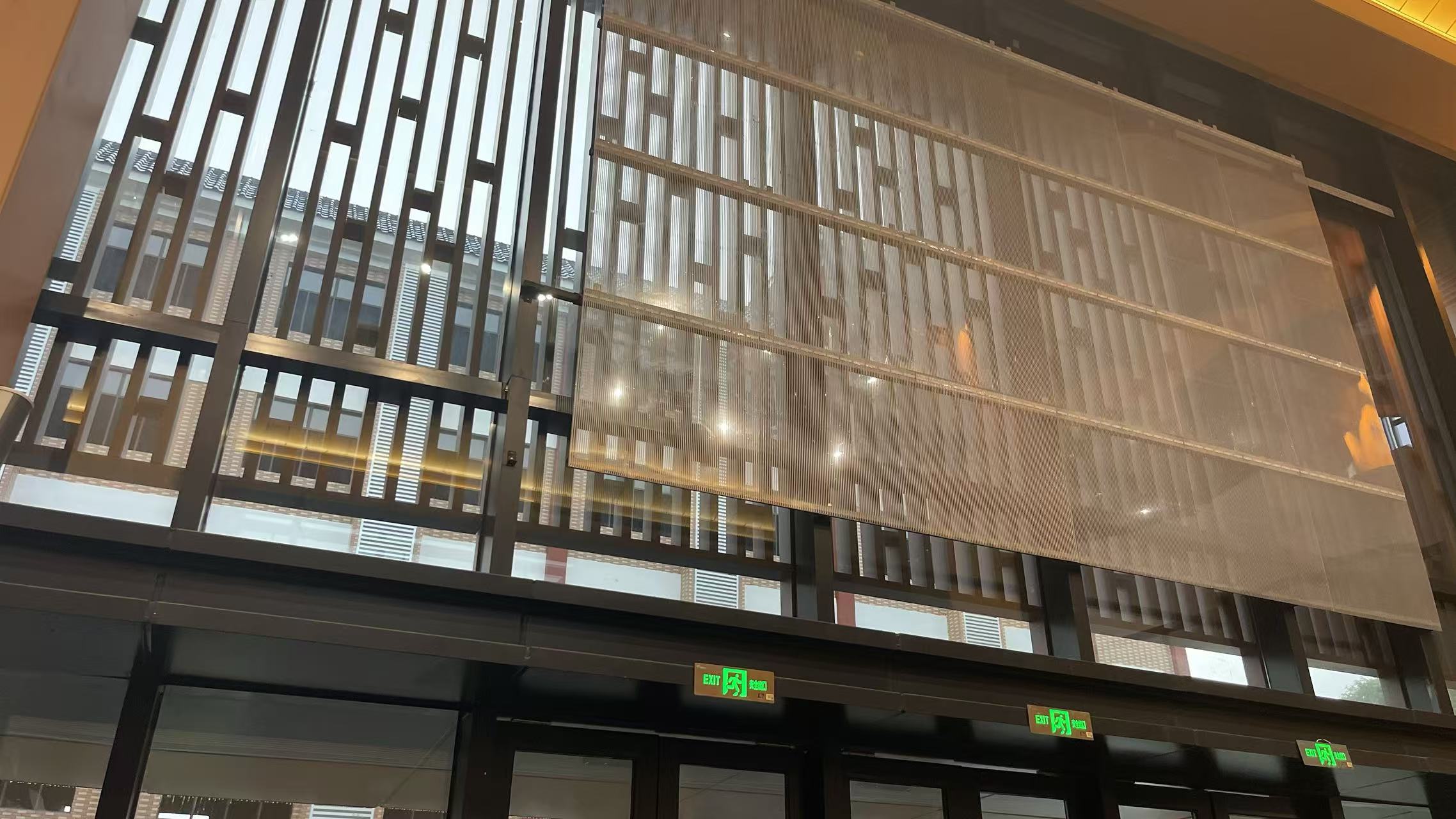 703d38208c92d8ec989ca0ea1322ffe5