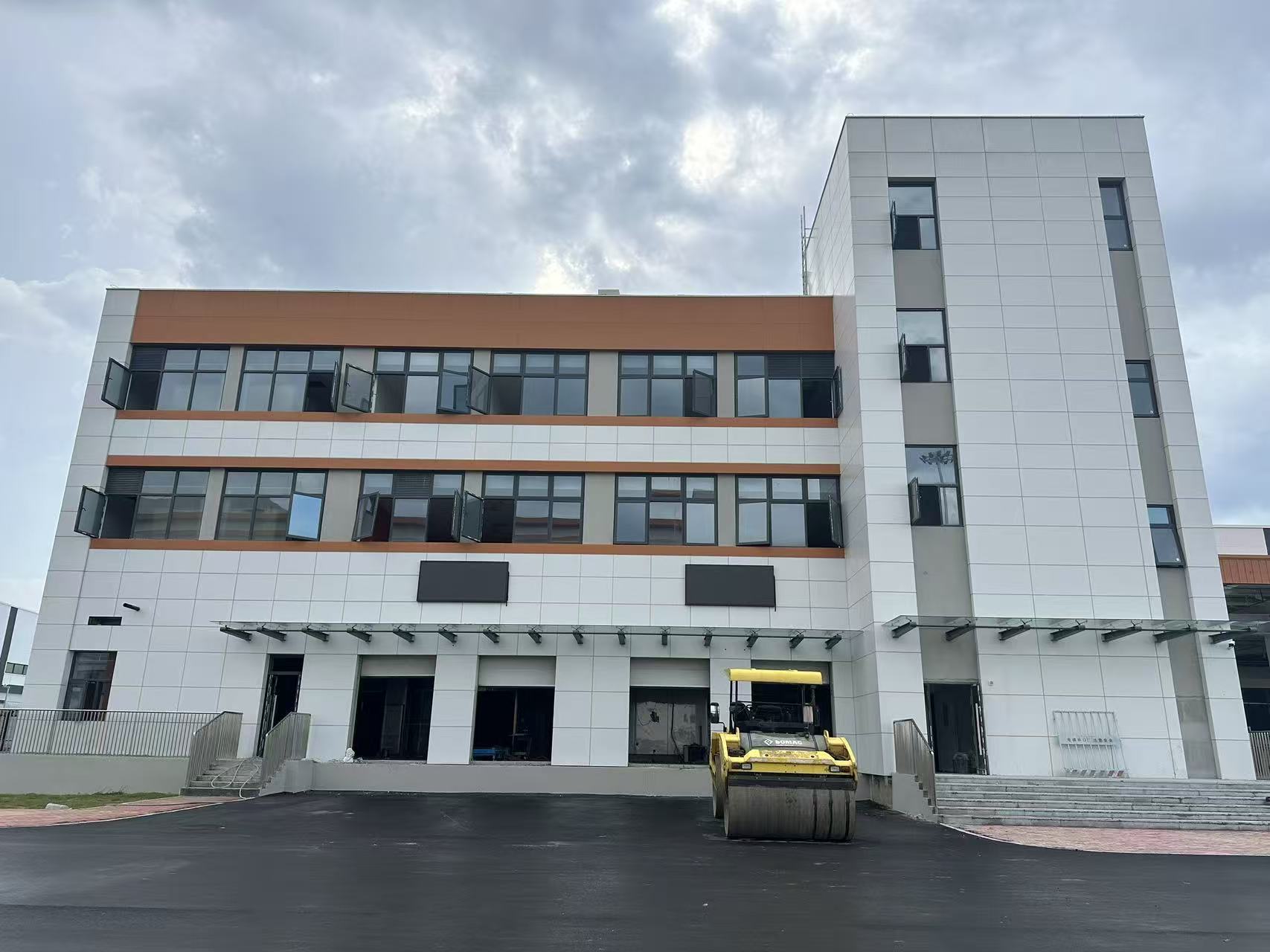 f21cf669f8fd17ff91d489ed02c3c50a