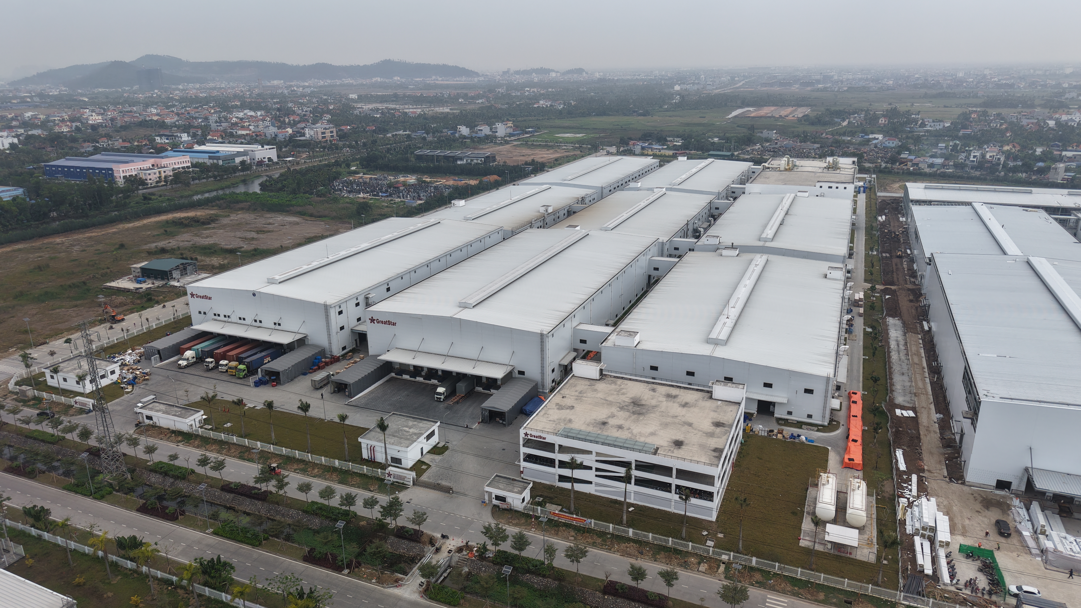 长瓦工厂应用场景实拍.jpg