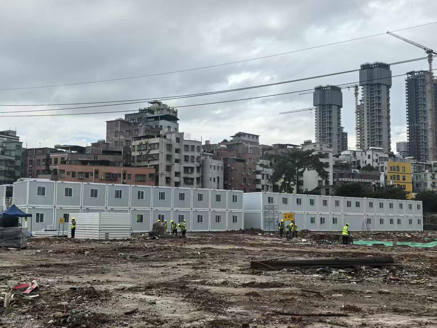 01-广州天河双层打包箱宿舍区全景.jpg